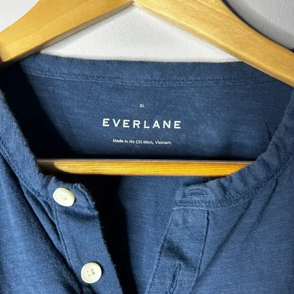 Everlane Men's Cotton Slub Henley Tee Shirt XL Blue‎ Short Sleeve Casual - Picture 4 of 8